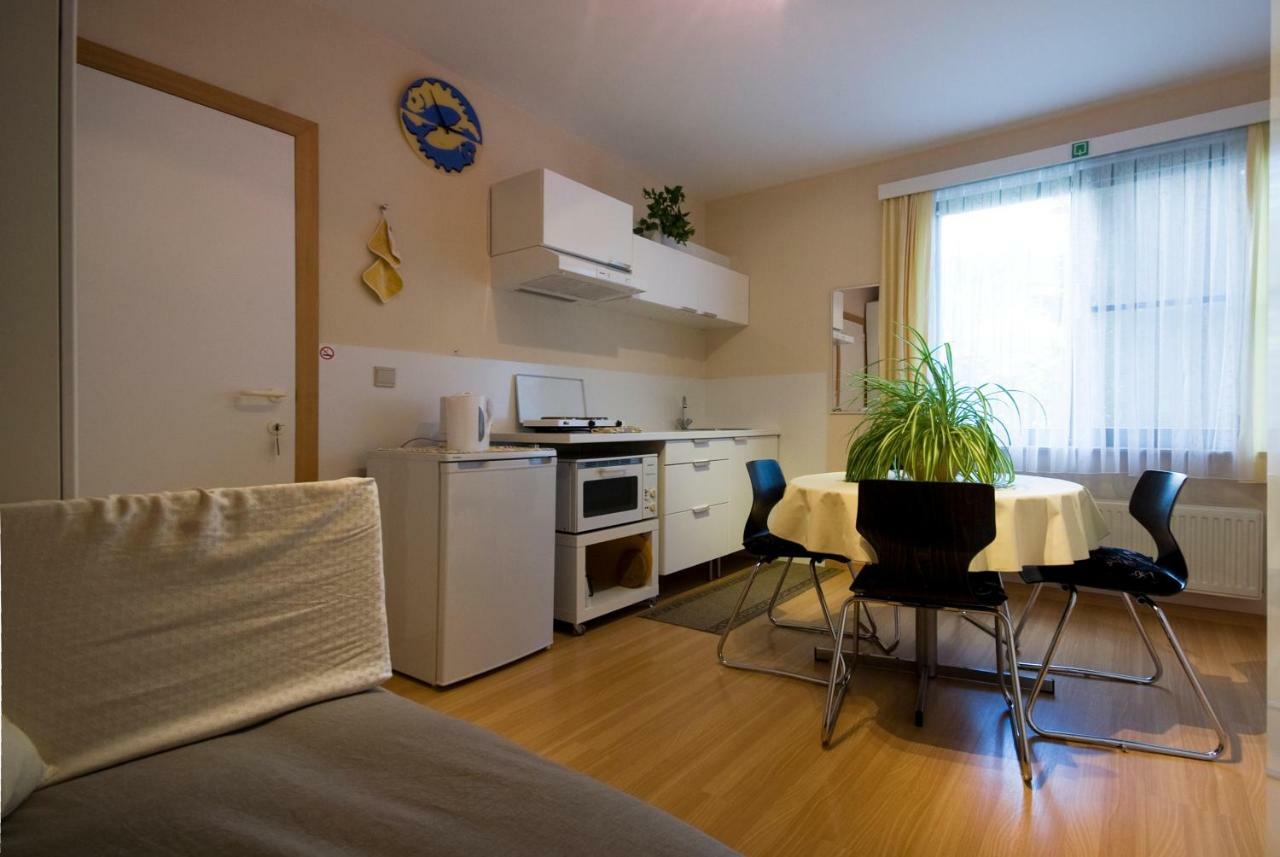 Aan De Vaart Apartment Mechelen Exterior photo
